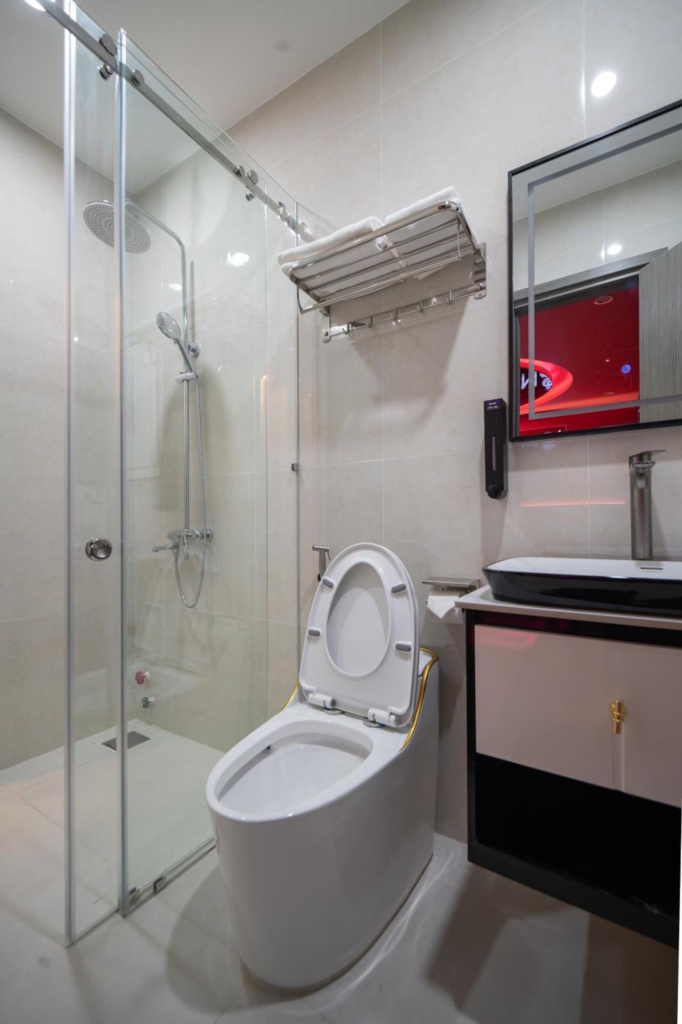 Hotel Chiic House 6 - Khach San Tinh Yeu Vung Tau Esterno foto