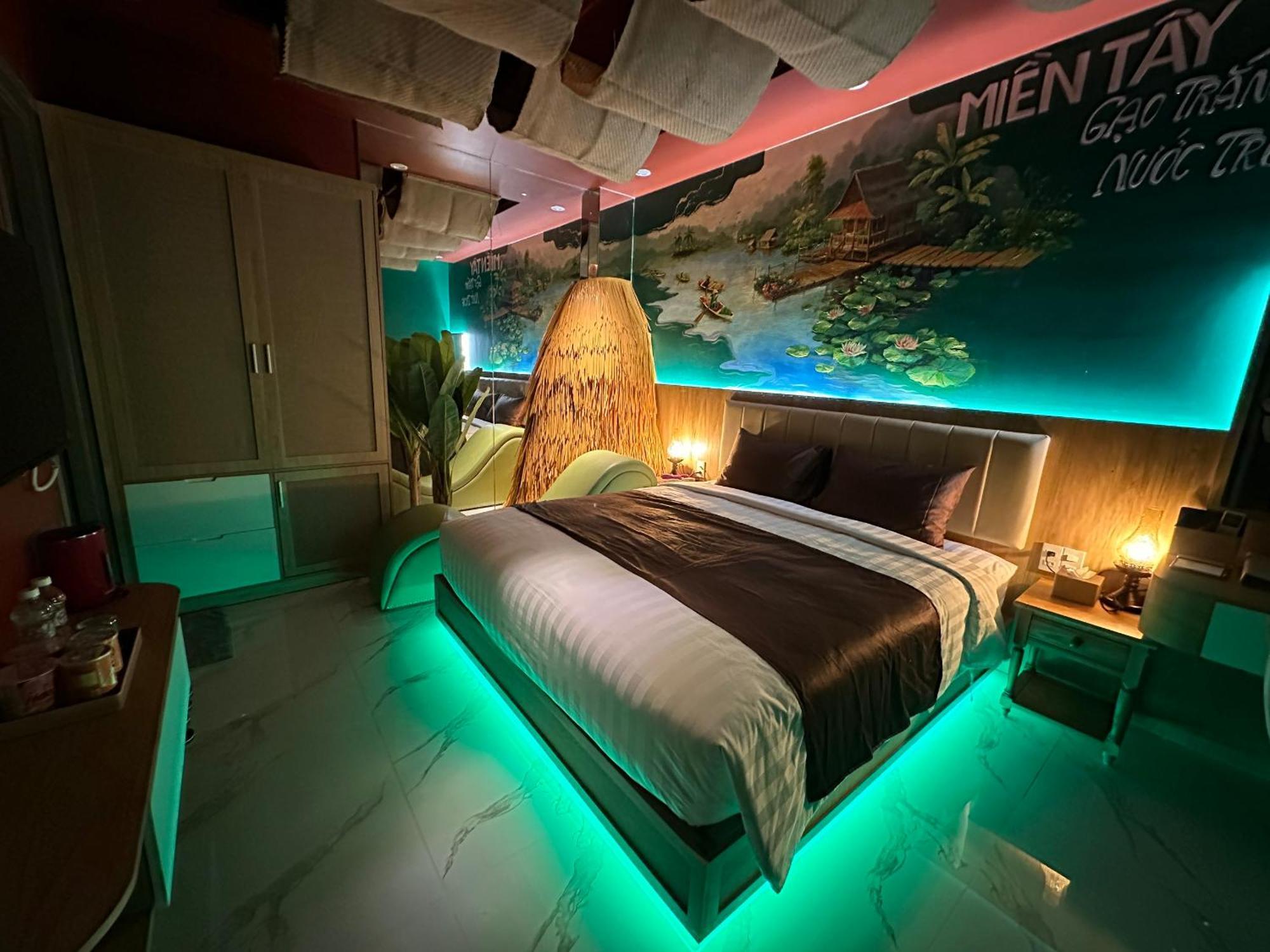 Hotel Chiic House 6 - Khach San Tinh Yeu Vung Tau Esterno foto