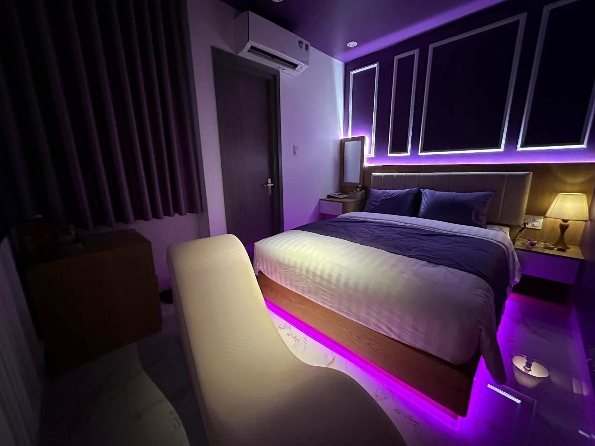Hotel Chiic House 6 - Khach San Tinh Yeu Vung Tau Esterno foto